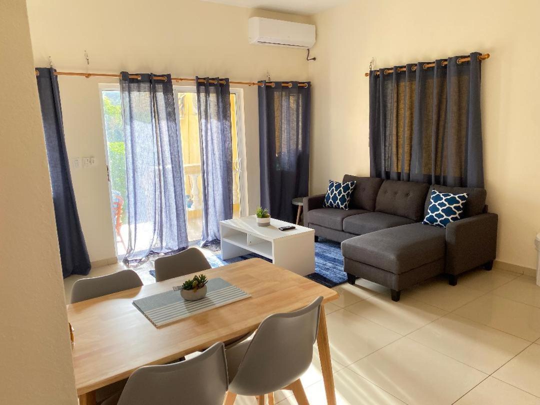 Lovely 2 Bedroom Apartment In Quiet Neighborhood! Philipsburg  Eksteriør billede